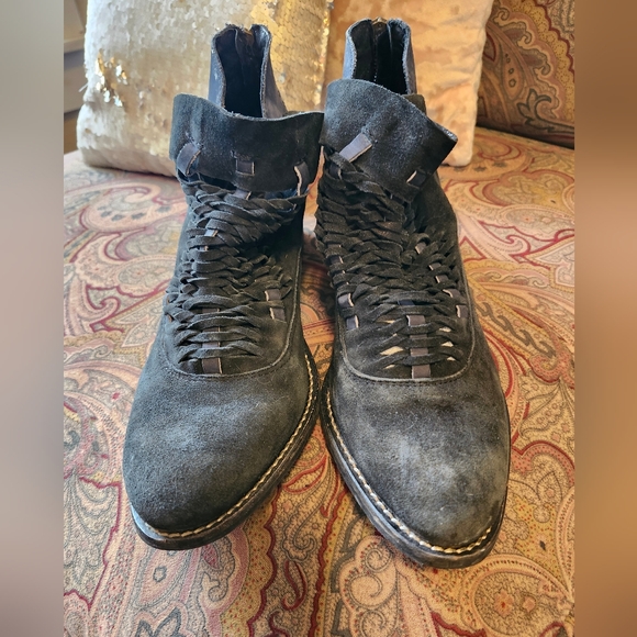 Leather booties - Picture 1 of 8